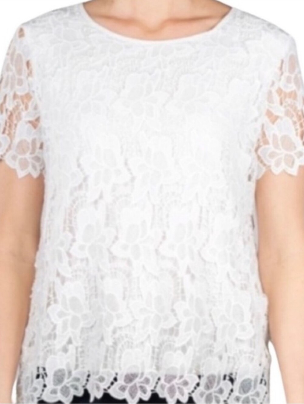 Philosophy White Floral Lace Short Sleeve Blouse
